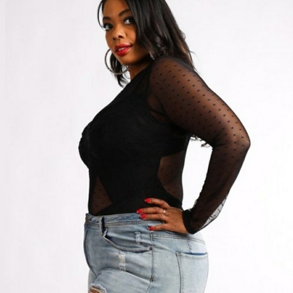 Plus size lace bodysuits in stock! - Picture 4 of 4